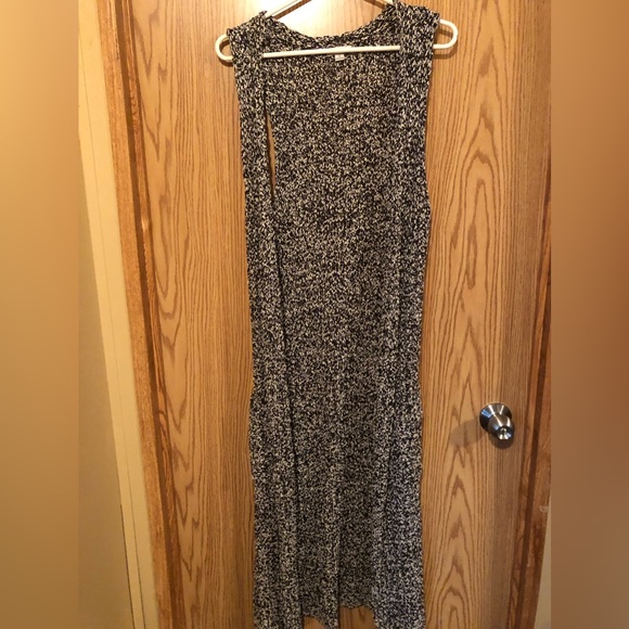 3 For $20 BackDrop long Waterfall vest - Picture 1 of 11
